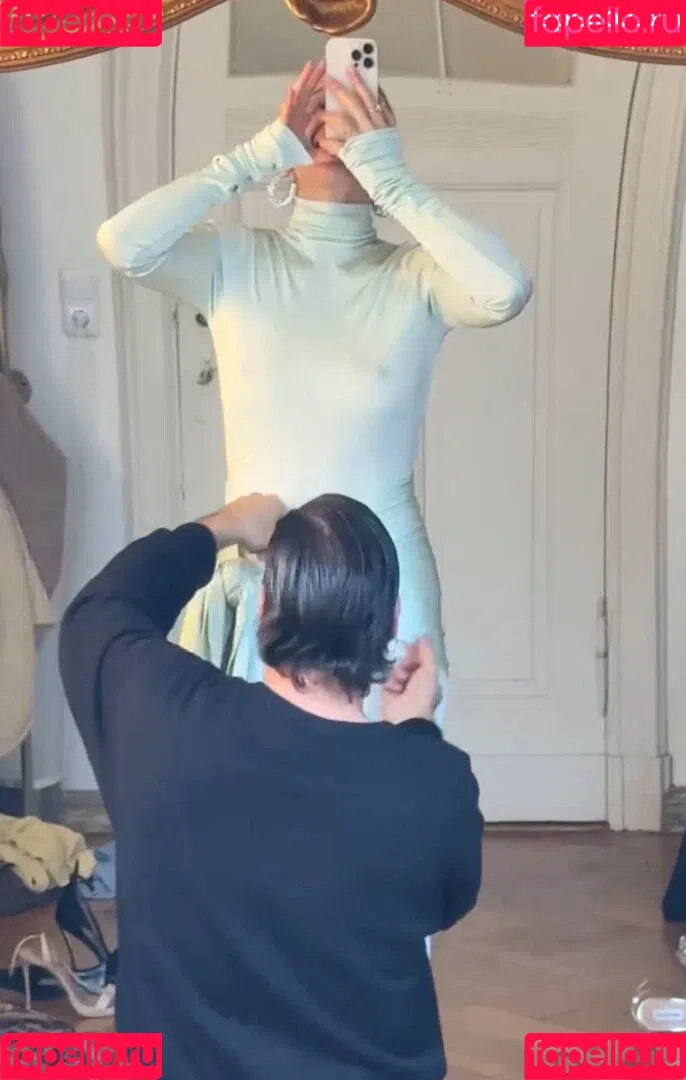 Lola Weippert / lolaweippert Onlyfans Photo Gallery 