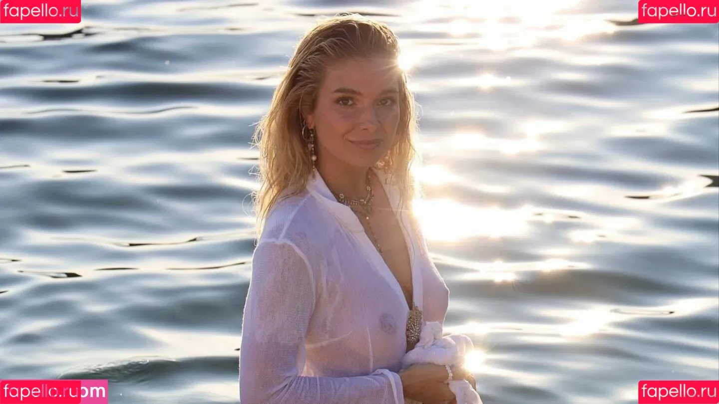 Lola Weippert / lolaweippert Onlyfans Photo Gallery 