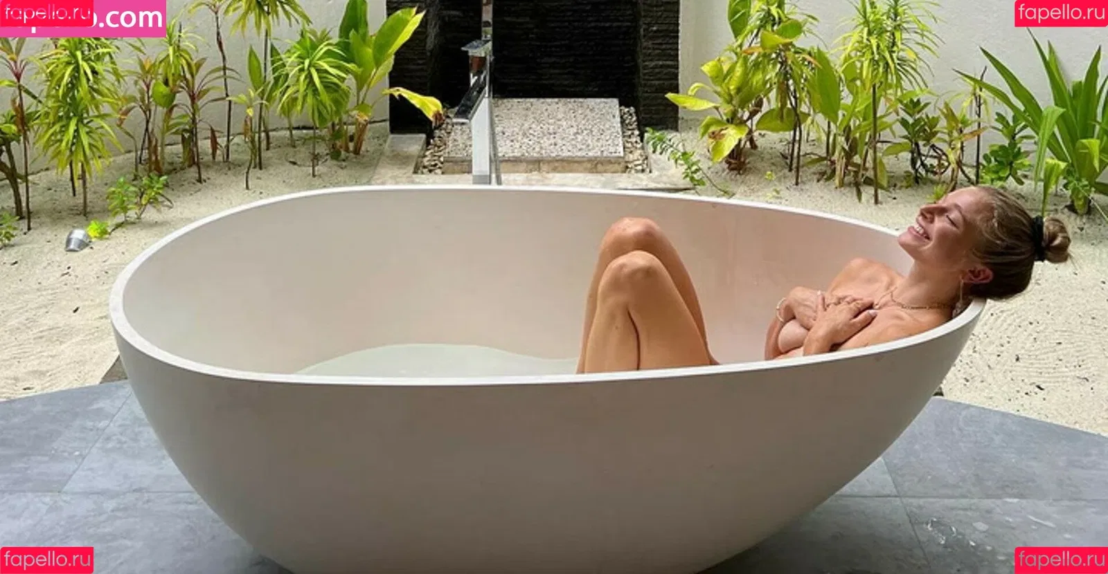 Lola Weippert / lolaweippert Onlyfans Photo Gallery 