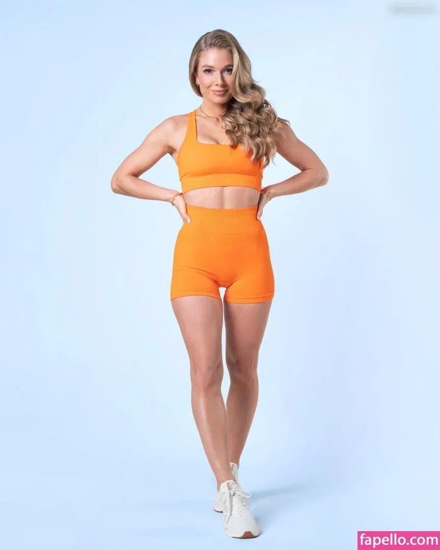 Lola Weippert / lolaweippert Onlyfans Photo Gallery 