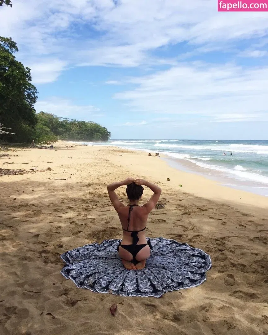 Lola Weippert / lolaweippert Onlyfans Photo Gallery 