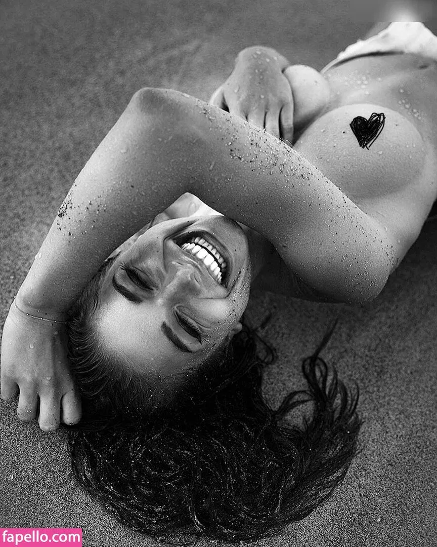 Lola Weippert / lolaweippert Onlyfans Photo Gallery 