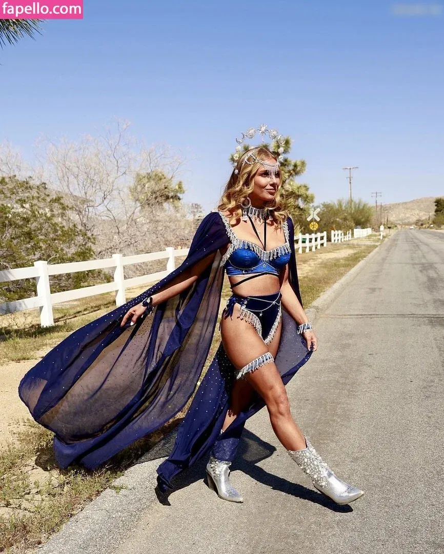 Lola Weippert / lolaweippert Onlyfans Photo Gallery 