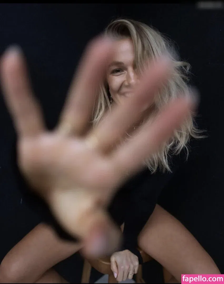 Lola Weippert / lolaweippert Onlyfans Photo Gallery 