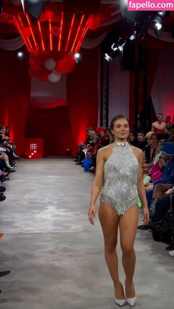 Lola Weippert / lolaweippert Onlyfans Photo Gallery 