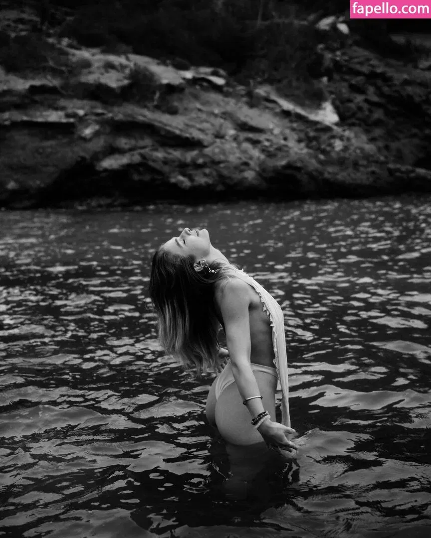 Lola Weippert / lolaweippert Onlyfans Photo Gallery 