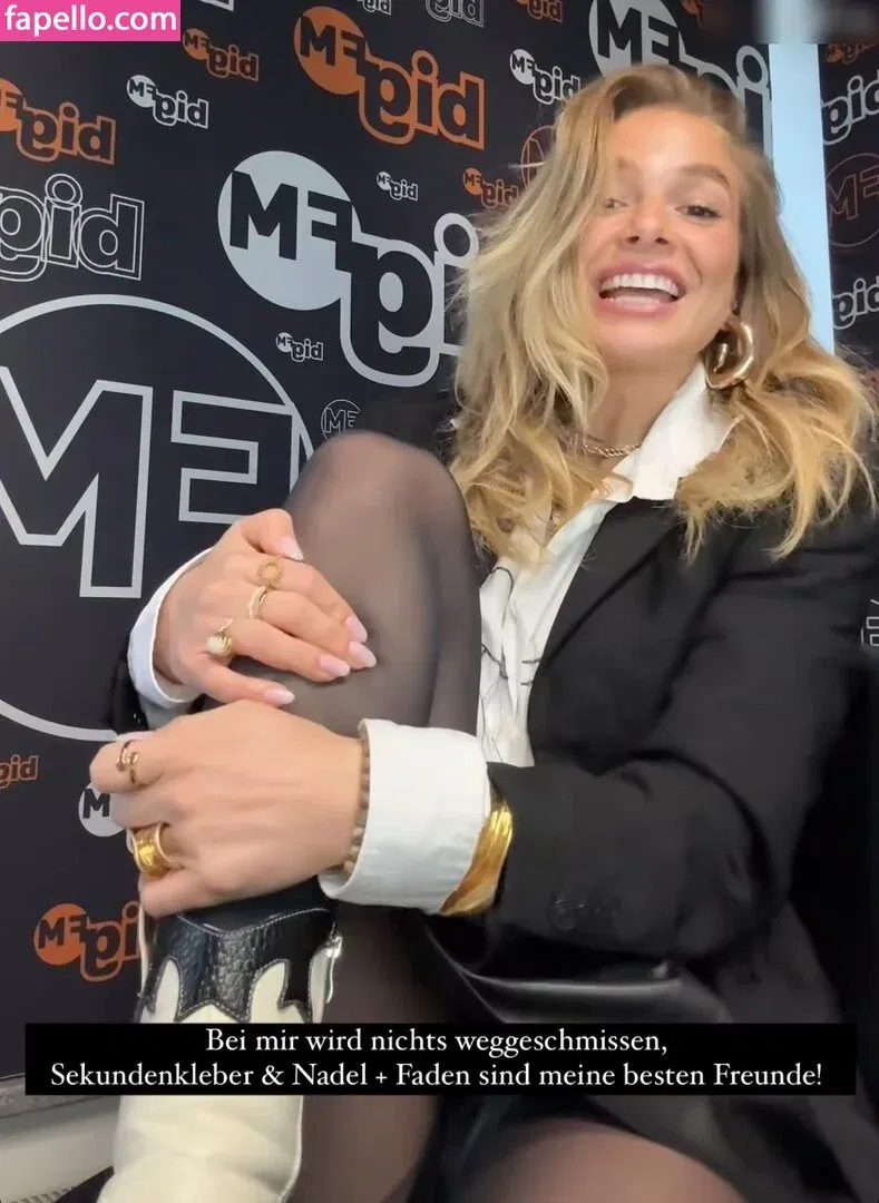 Lola Weippert / lolaweippert Onlyfans Photo Gallery 