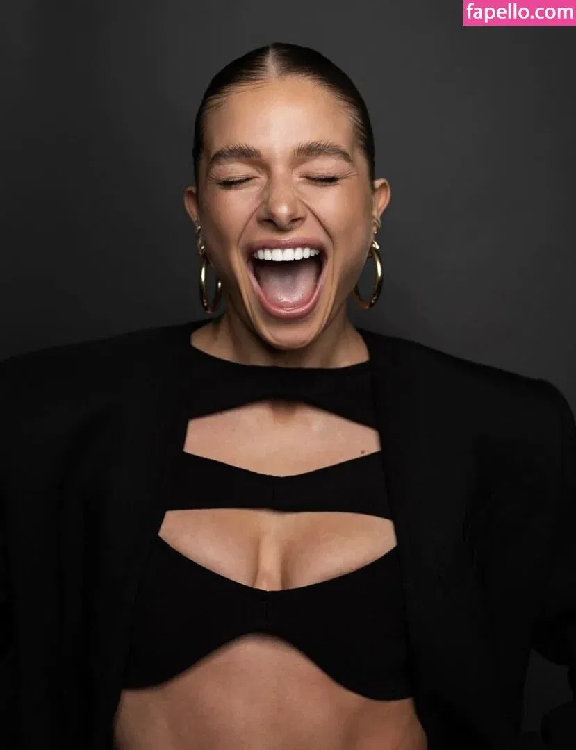 Lola Weippert / lolaweippert Onlyfans Photo Gallery 