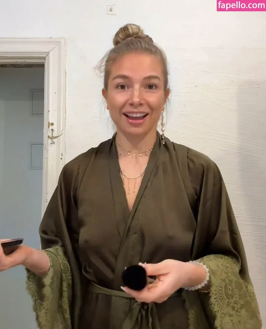 Lola Weippert / lolaweippert Onlyfans Photo Gallery 