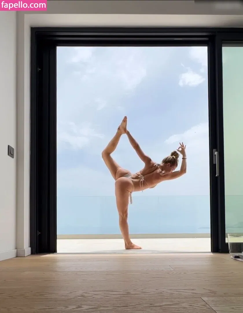 Lola Weippert / lolaweippert Onlyfans Photo Gallery 