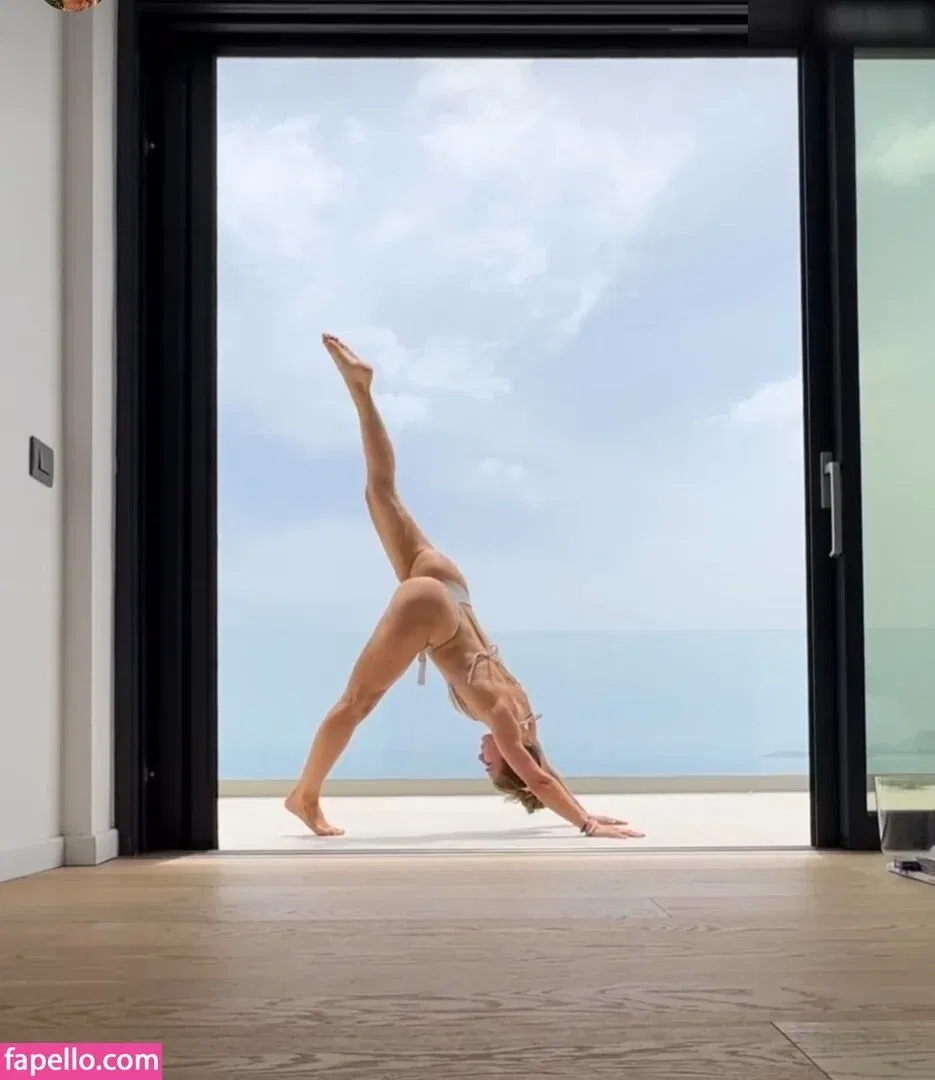 Lola Weippert / lolaweippert Onlyfans Photo Gallery 