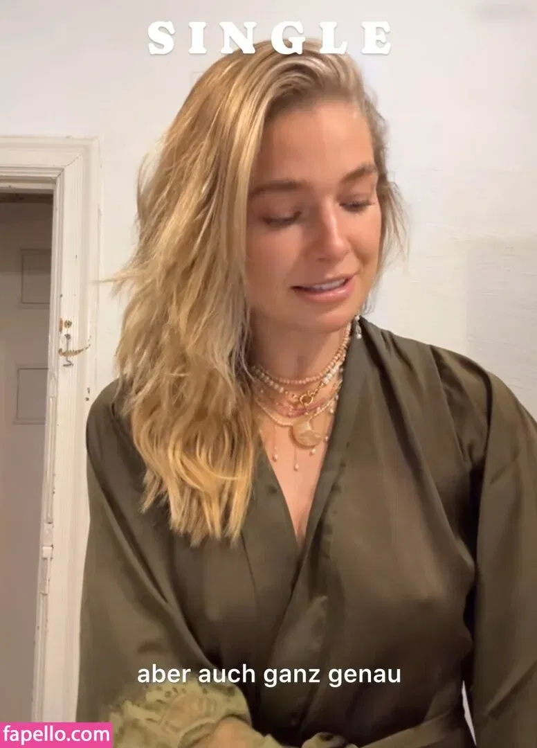 Lola Weippert / lolaweippert Onlyfans Photo Gallery 