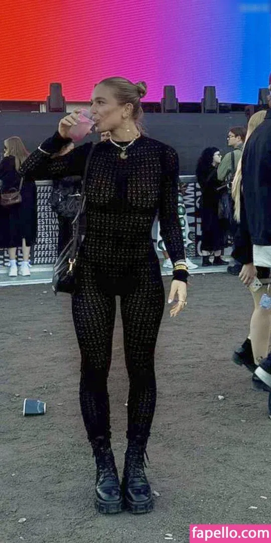 Lola Weippert / lolaweippert Onlyfans Photo Gallery 