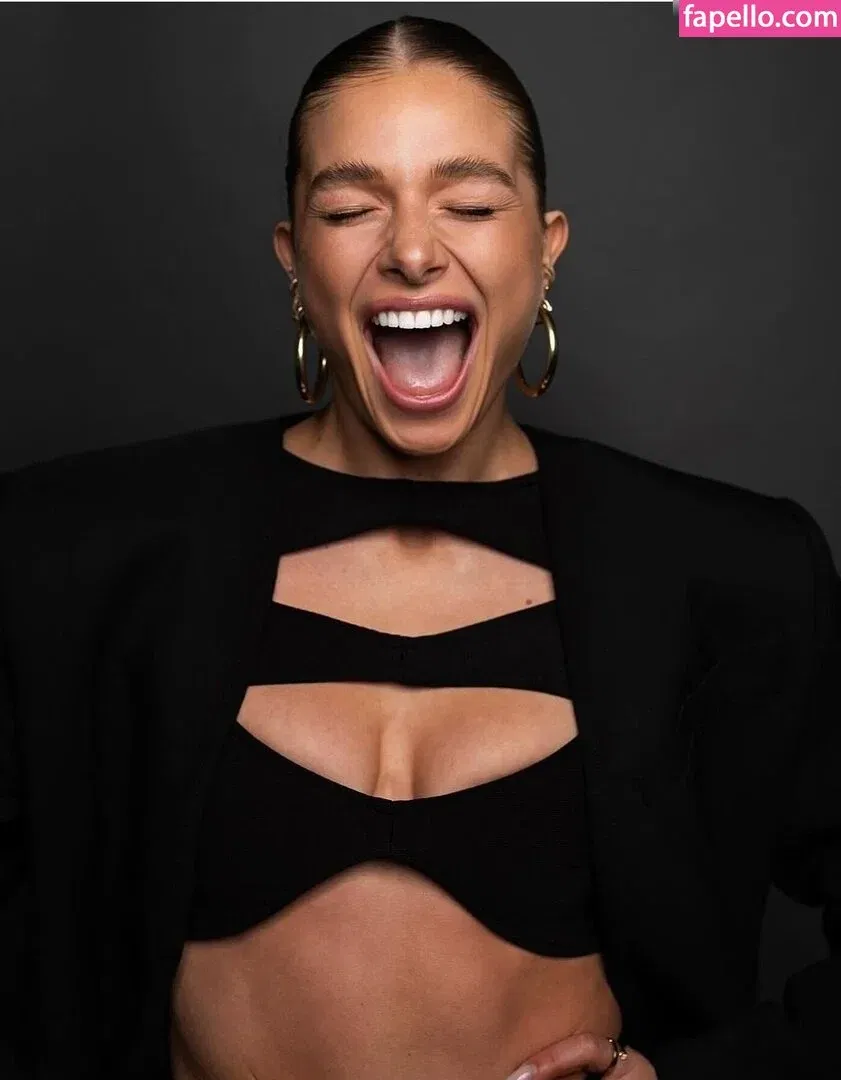 Lola Weippert / lolaweippert Onlyfans Photo Gallery 