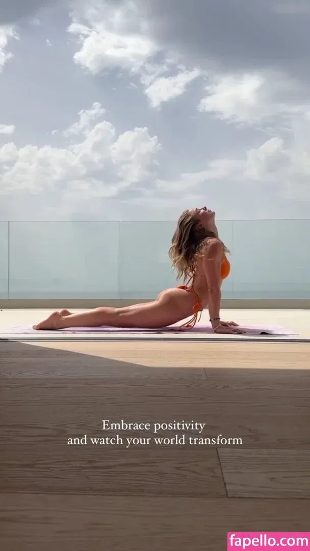 Lola Weippert / lolaweippert Onlyfans Photo Gallery 