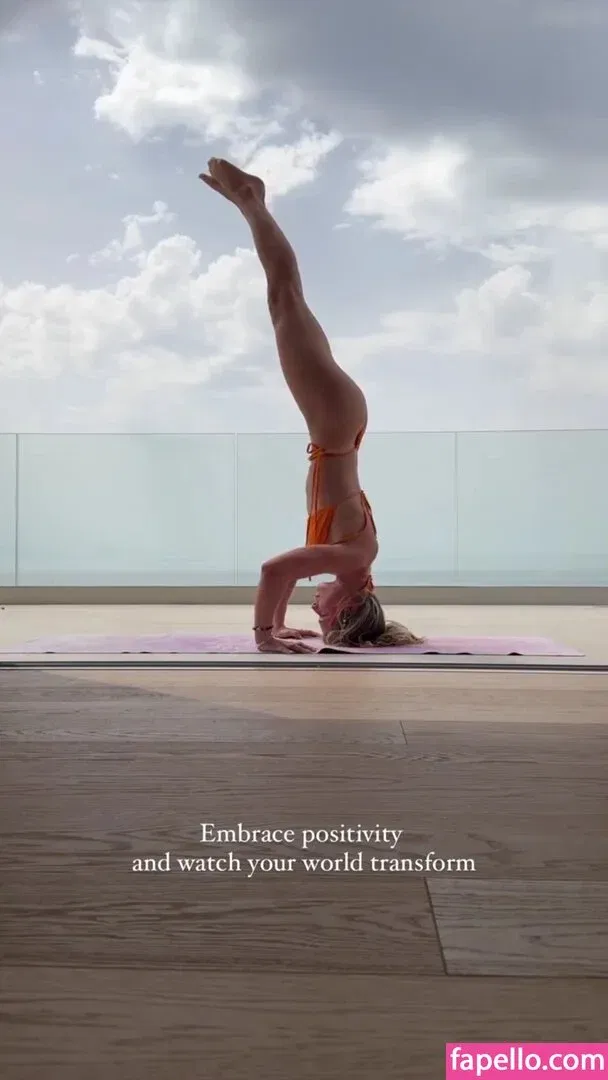 Lola Weippert / lolaweippert Onlyfans Photo Gallery 