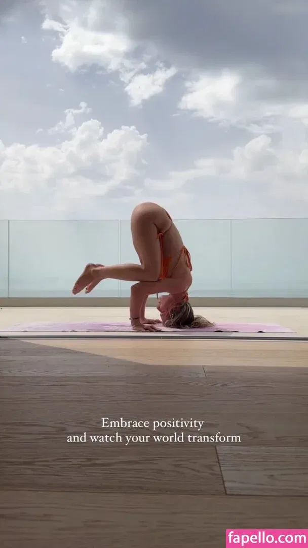 Lola Weippert / lolaweippert Onlyfans Photo Gallery 