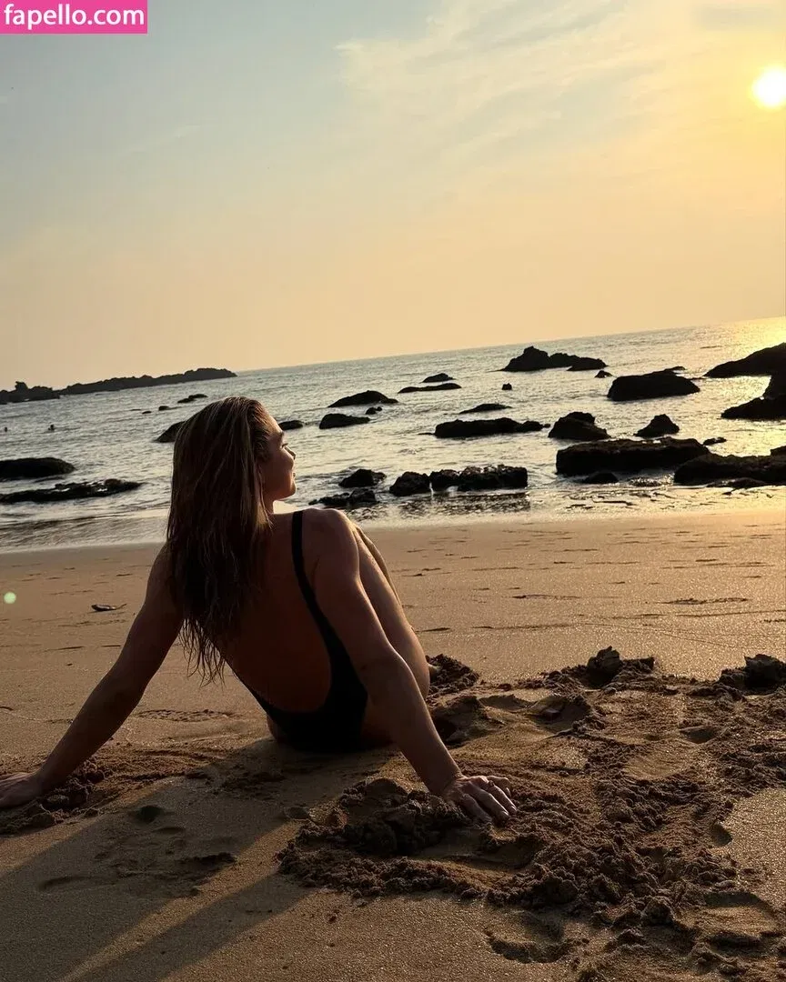 Lola Weippert / lolaweippert Onlyfans Photo Gallery 