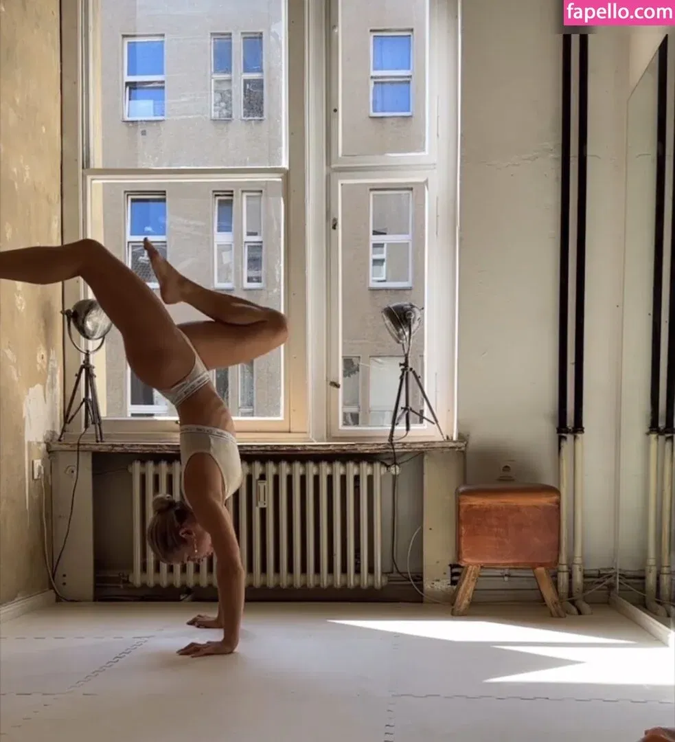 Lola Weippert / lolaweippert Onlyfans Photo Gallery 