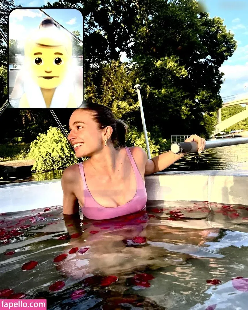 Lola Weippert / lolaweippert Onlyfans Photo Gallery 