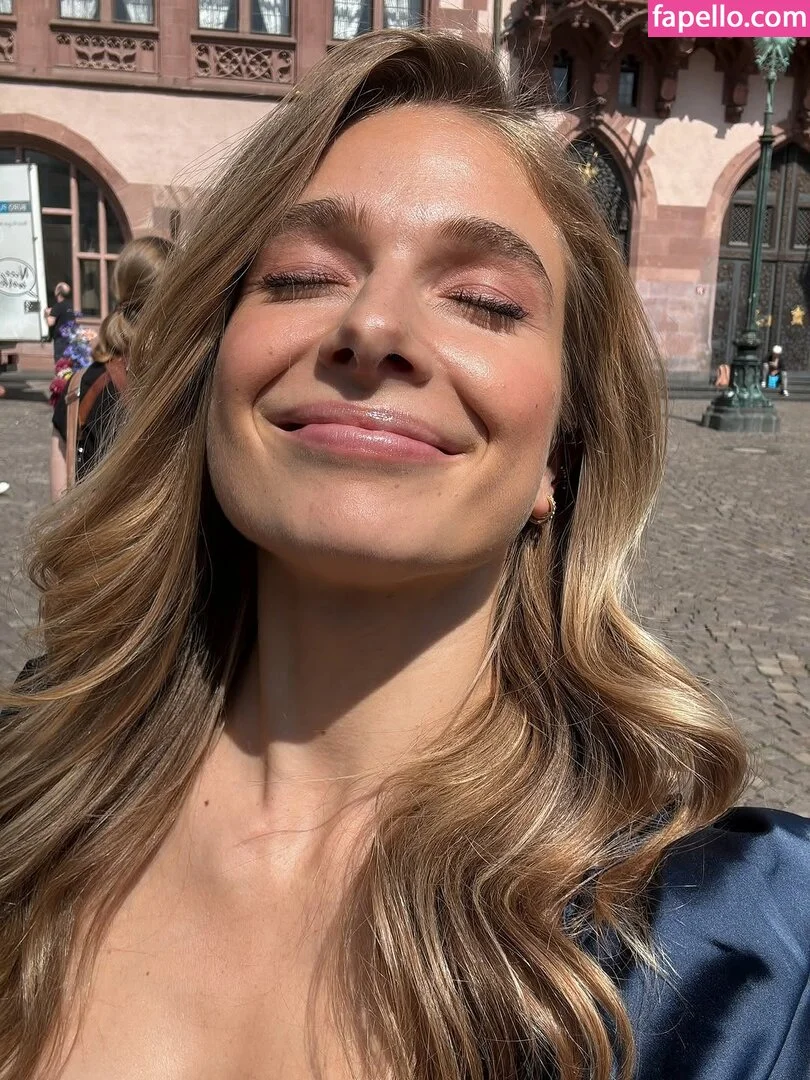 Lola Weippert / lolaweippert Onlyfans Photo Gallery 