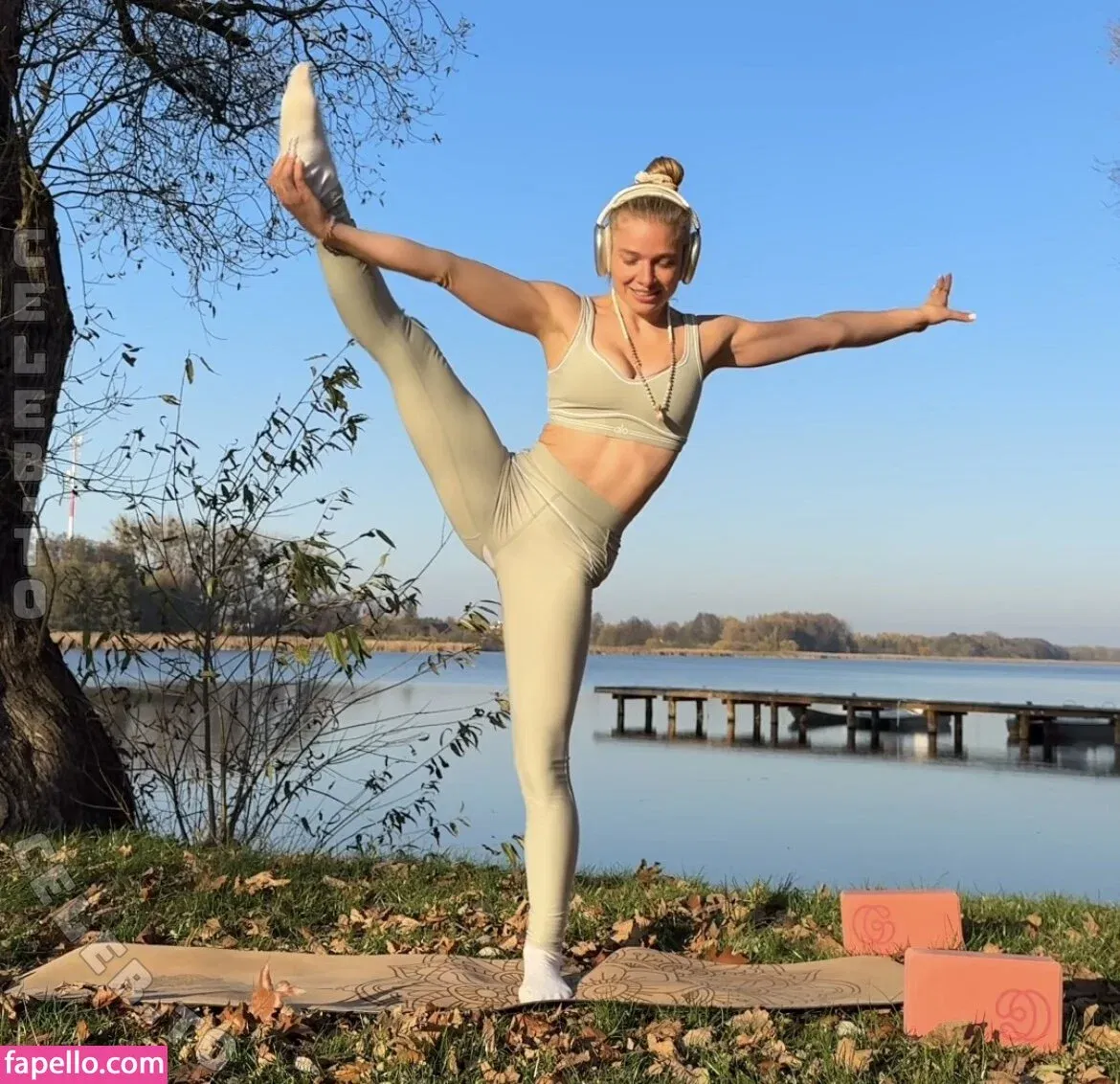 Lola Weippert / lolaweippert Onlyfans Photo Gallery 