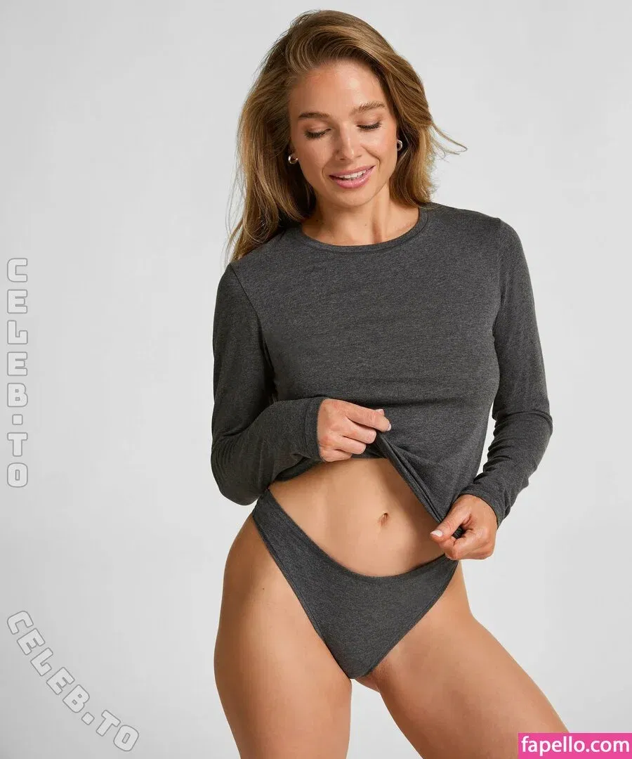 Lola Weippert / lolaweippert Onlyfans Photo Gallery 