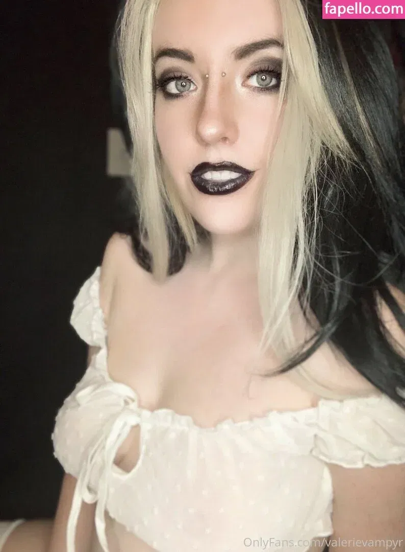 ValerieVampyr / valerievampyr1 Onlyfans Photo Gallery 