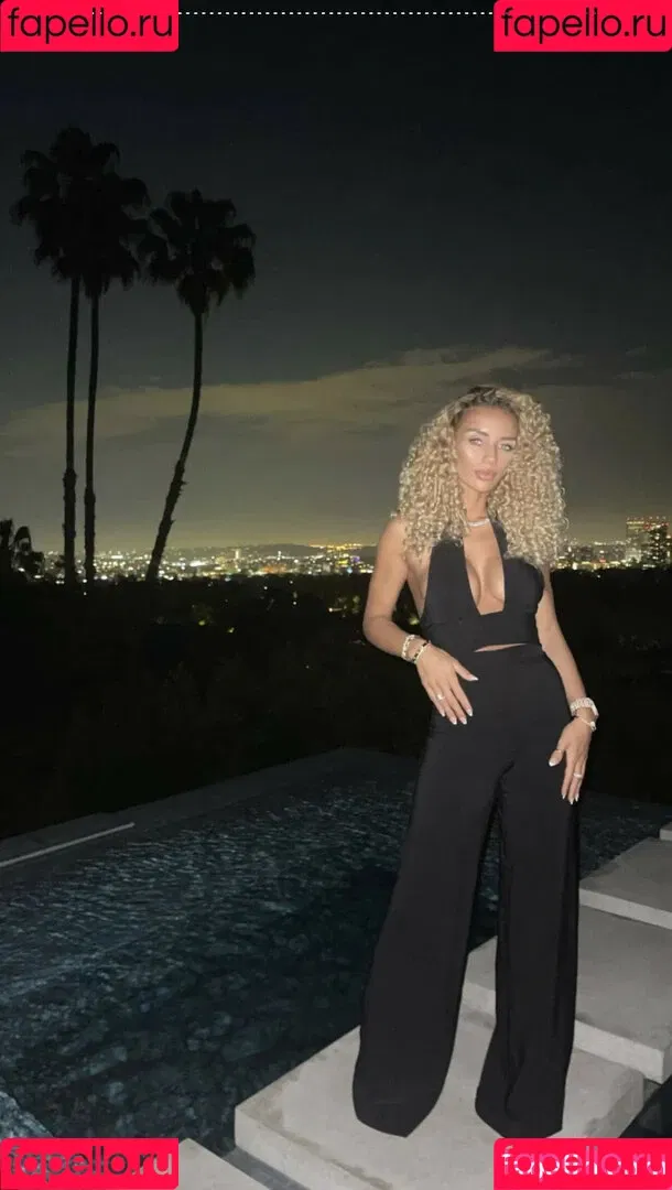 Jena Frumes / jenafrumes Onlyfans Photo Gallery 