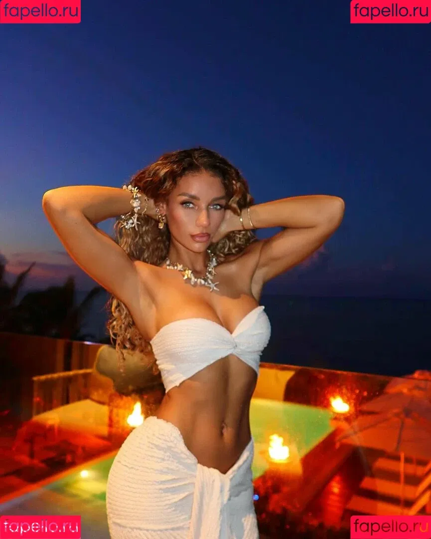 Jena Frumes / jenafrumes Onlyfans Photo Gallery 