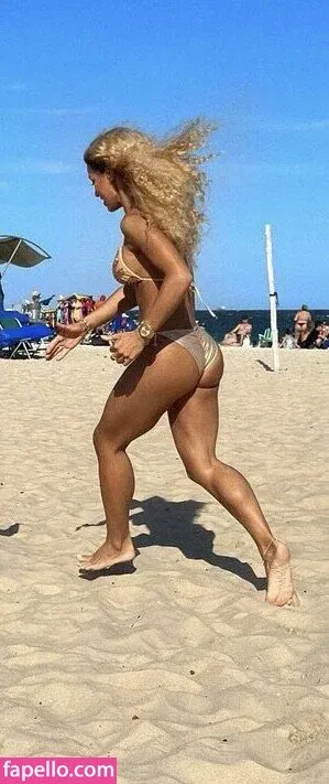 Jena Frumes / jenafrumes Onlyfans Photo Gallery 