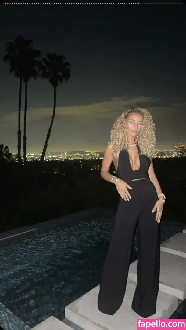 Jena Frumes / jenafrumes Onlyfans Photo Gallery 