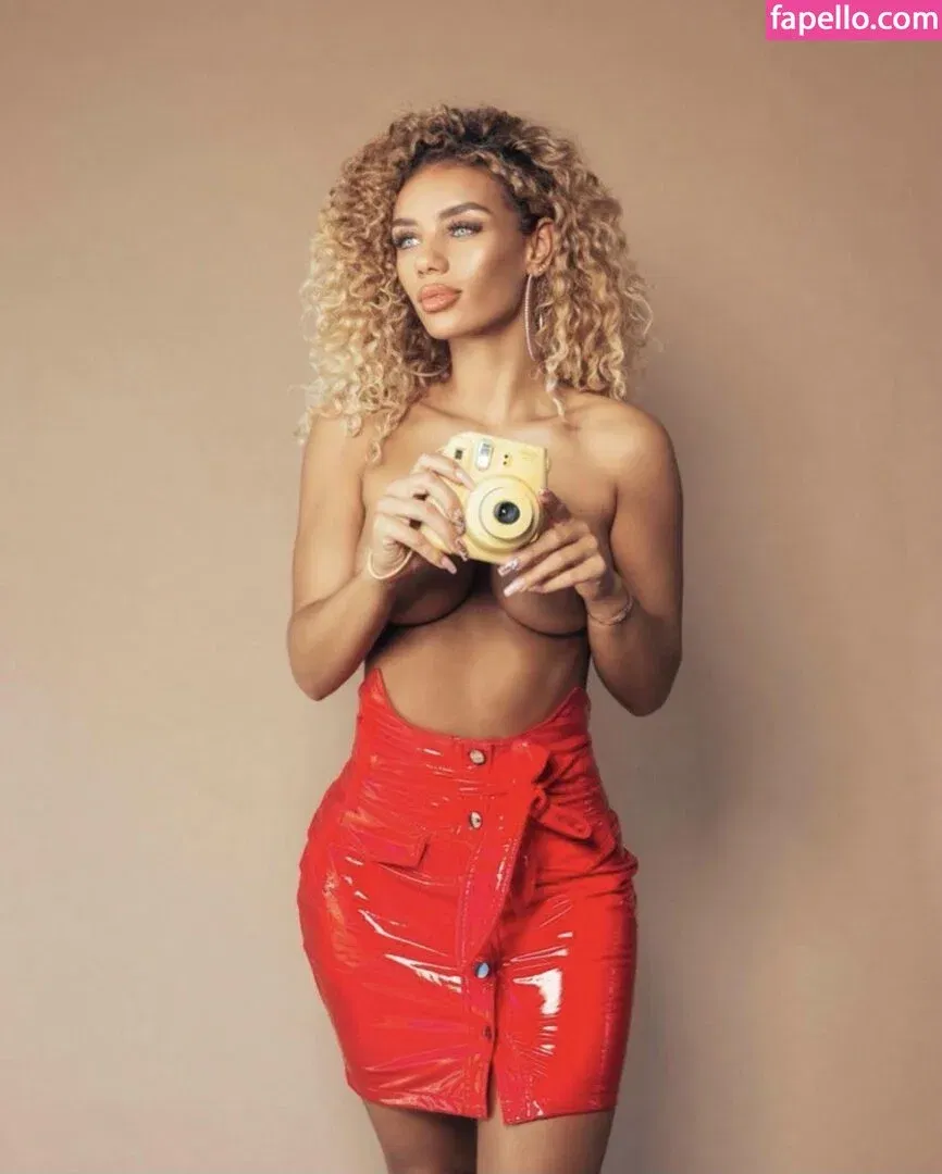 Jena Frumes / jenafrumes Onlyfans Photo Gallery 