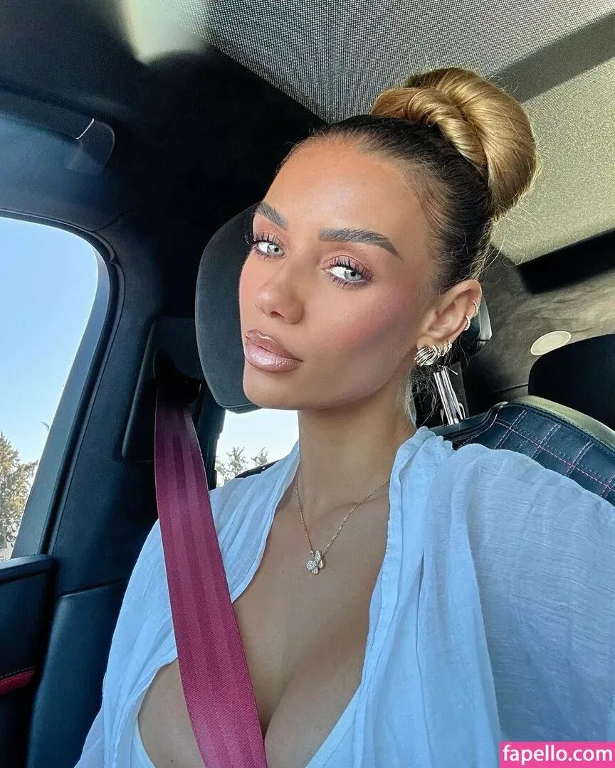 Jena Frumes / jenafrumes Onlyfans Photo Gallery 