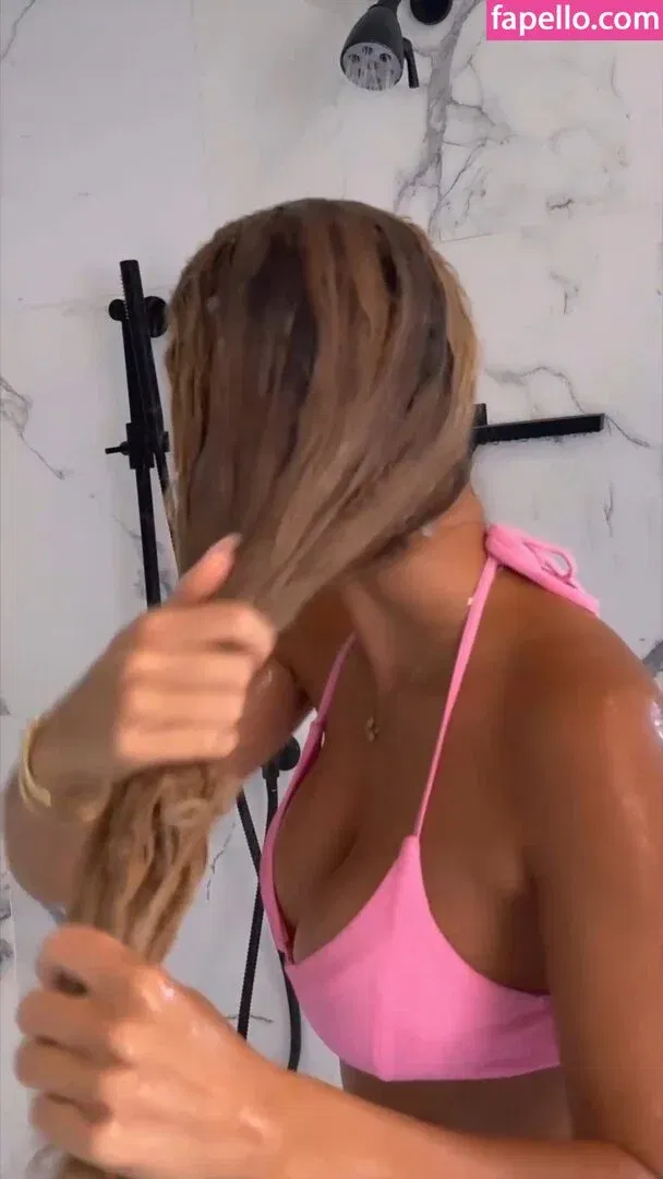 Jena Frumes / jenafrumes Onlyfans Photo Gallery 