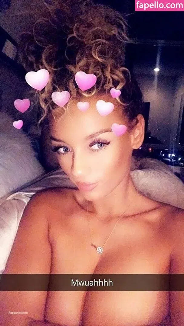 Jena Frumes / jenafrumes Onlyfans Photo Gallery 