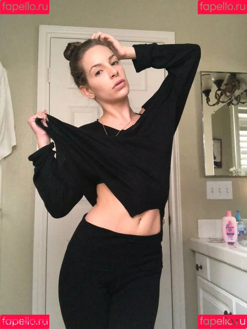 Kimmy Granger / kimmygrangerxxx / strangerthangranger Onlyfans Photo Gallery 