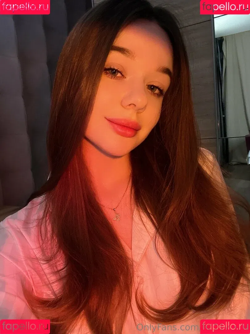 Holly_Bible / heathiemc_ / ho11y_girl Onlyfans Photo Gallery 