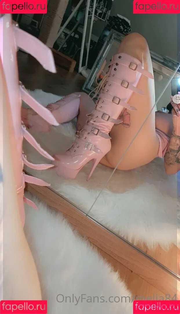 Melia84 Onlyfans Photo Gallery 