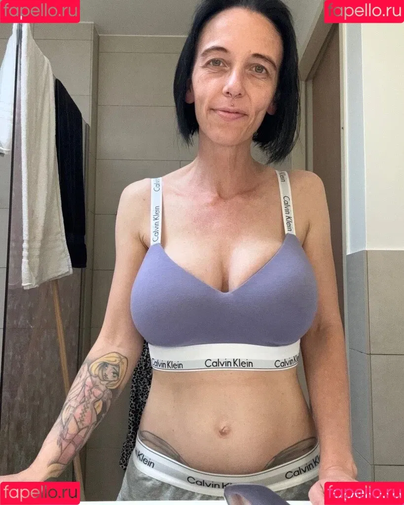 Melia84 Onlyfans Photo Gallery 