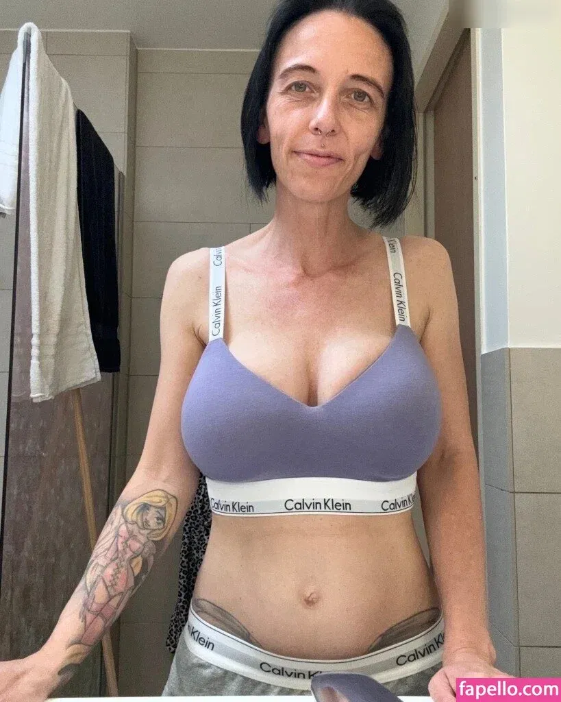 Melia84 Onlyfans Photo Gallery 