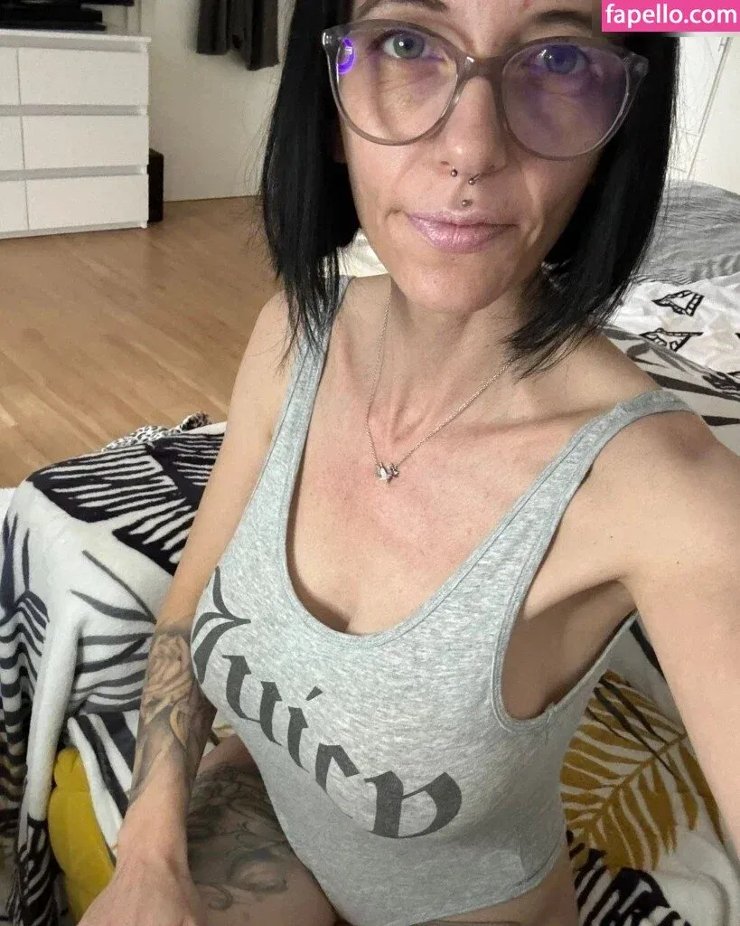 Melia84 Onlyfans Photo Gallery 