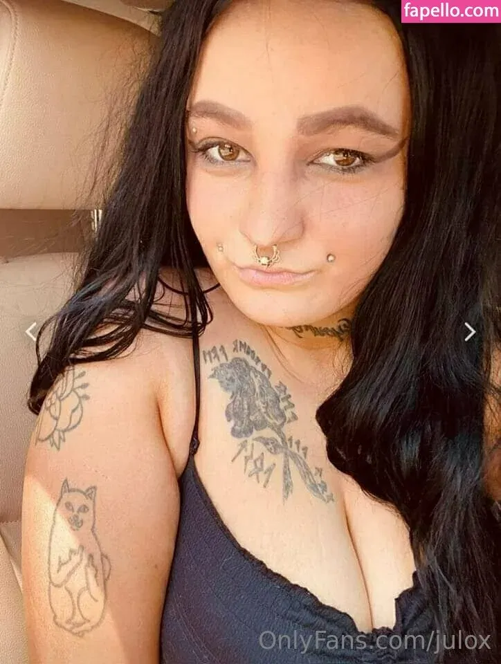 julox / risitjulio96 Onlyfans Photo Gallery 