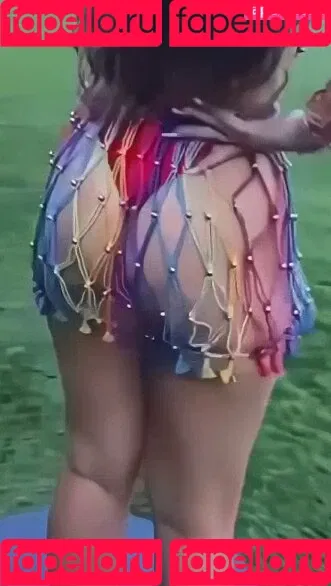 Dezoitou / Mel Maia / mel.maia / melissamelmaia Onlyfans Photo Gallery 