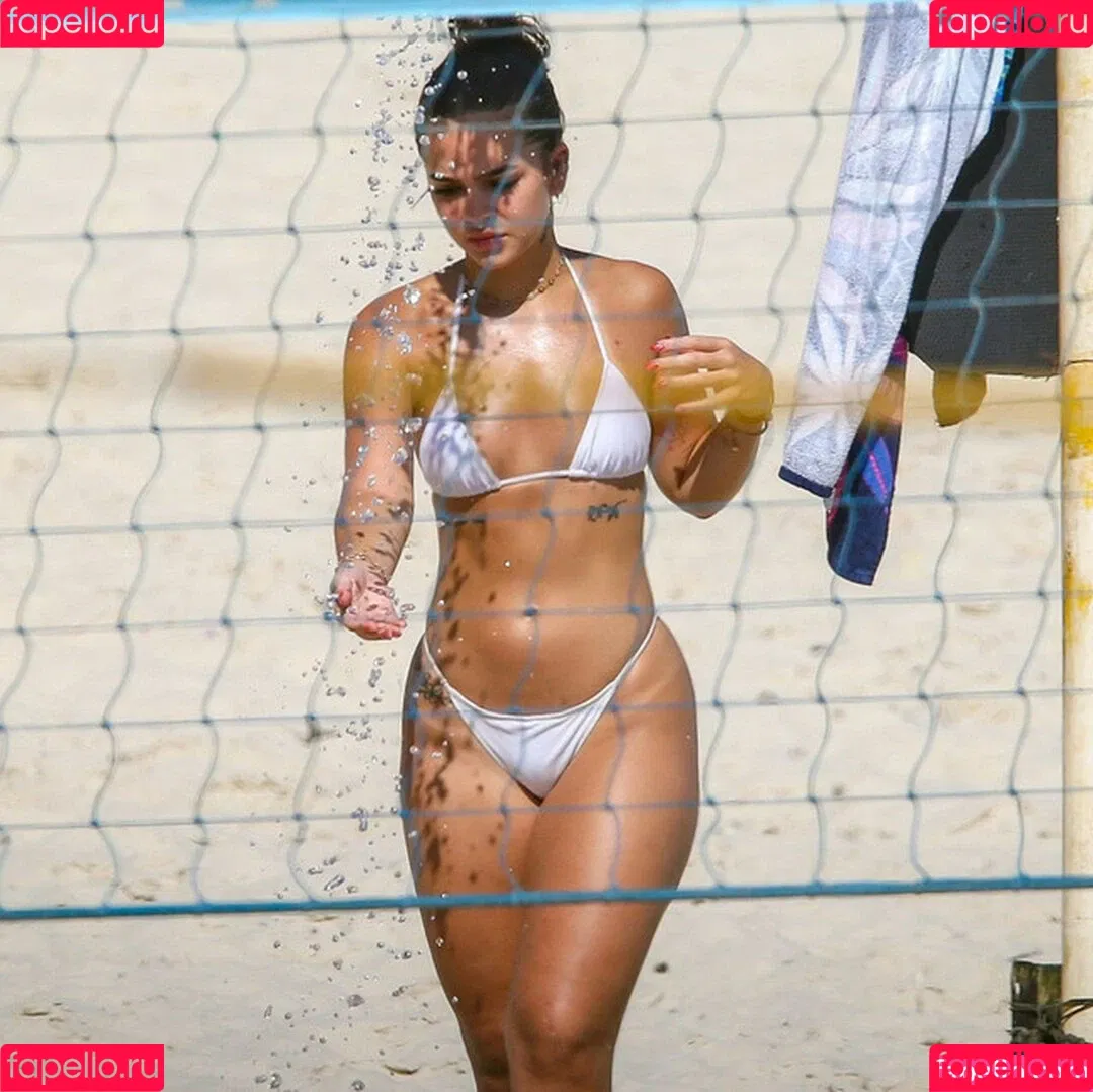 Dezoitou / Mel Maia / mel.maia / melissamelmaia Onlyfans Photo Gallery 