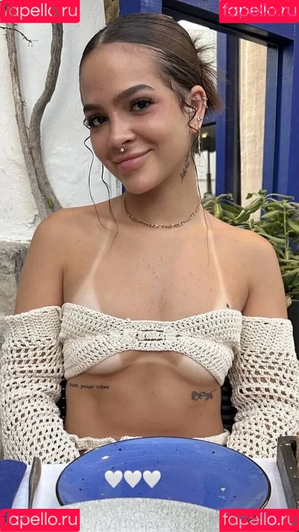 Dezoitou / Mel Maia / mel.maia / melissamelmaia Onlyfans Photo Gallery 