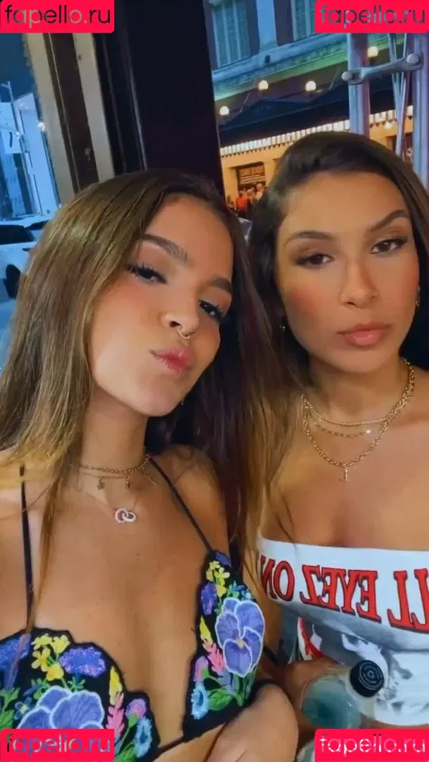 Dezoitou / Mel Maia / mel.maia / melissamelmaia Onlyfans Photo Gallery 
