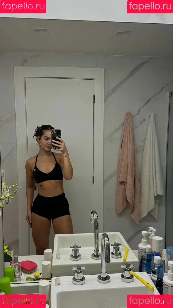 Dezoitou / Mel Maia / mel.maia / melissamelmaia Onlyfans Photo Gallery 