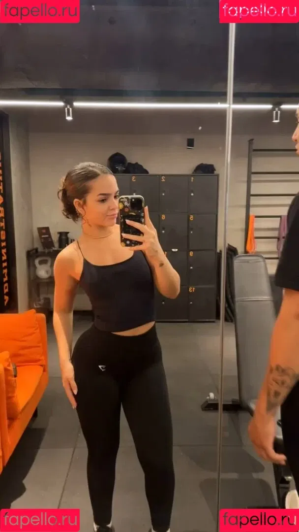 Dezoitou / Mel Maia / mel.maia / melissamelmaia Onlyfans Photo Gallery 
