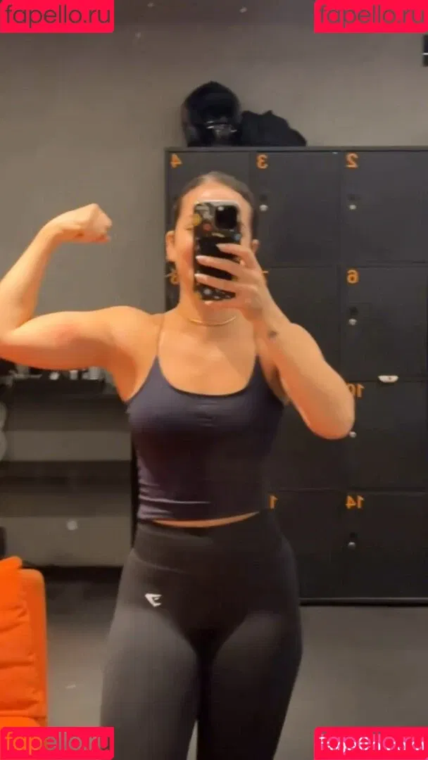 Dezoitou / Mel Maia / mel.maia / melissamelmaia Onlyfans Photo Gallery 